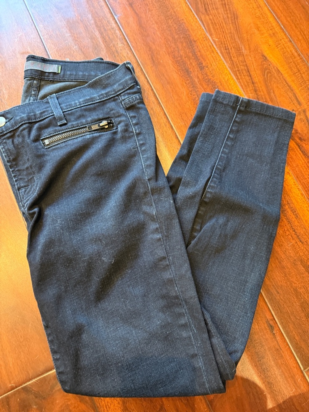J Brand Women's Skinny Jeans in Dark Navy with Zip Pocket